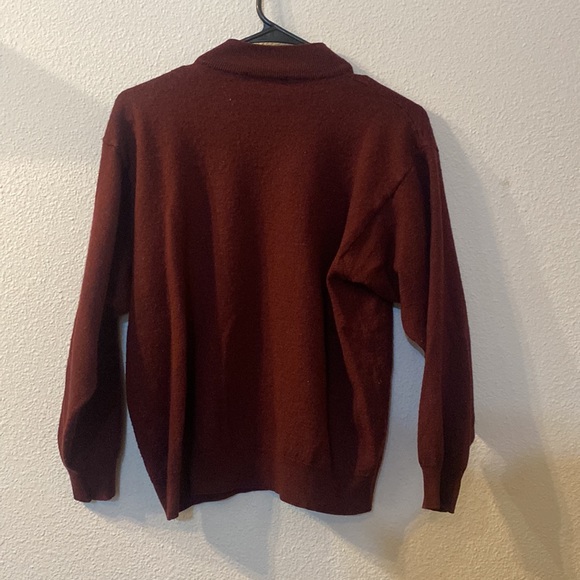 FIII wool sweater size large - Picture 4 of 4